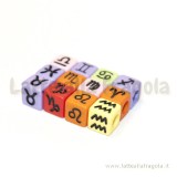 Set spaziatori dadi colorati in plastica 12 segni zodiaco 8x8mm foro largo