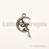 Charm fatina su luna in metallo argento antico 26x15mm