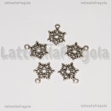 Charm Fiocco di neve in metallo argento antico 15x11mm