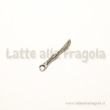 Charm coltello in metallo Argento antico 25x4mm