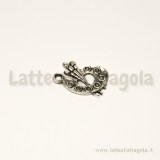 Charm tavolozza colori e pennelli in metallo argento antico 17x12mm