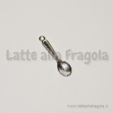 Charm cucchiaino in metallo zincato Silver Plated Dimensioni: 24mm