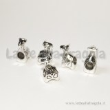 Giraffa foro largo in metallo argento antico 15x9mm