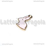 Charm Coniglio in metallo dorato smaltato rosa 17x9mm