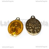 Medaglietta Madonna in rame gold plated smaltato miele 19.5x12mm