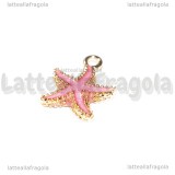 Charm Stella Marina in metallo dorato smaltato rosa 18x15mm