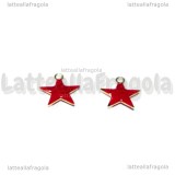 Charm Stella in ottone dorato smaltato rosso 10.5x10mm