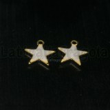 Charm Stella in ottone dorato smaltato bianco 10.5x10mm