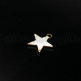 Charm Stella in ottone dorato smaltato bianco 10.5x10mm