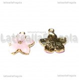 Ciondolo Fiore in metallo dorato smaltato rosa 16.5x14.5mm