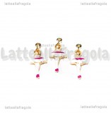 Ciondolo Ballerina 3D in metallo dorato smaltato 23x9mm