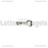 Chiave in metallo argento antico 16x8mm