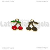 Charm Ciliegie in metallo dorato smaltato 18x16mm
