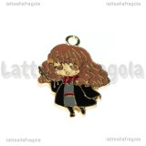 Ciondolo Hermione della saga di Harry Potter in metallo dorato smaltato 30x20mm