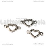 Connettore Cuore in metallo argento antico 16x9mm