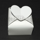Scatola Chiusura Cuore in cartoncino Bianco Perlato 6x6x4.5cm