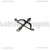 Ciondolo Arco con Freccia in metallo argento antico 25x25mm
