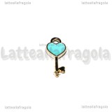 Charm Chiave in metallo dorato smaltato azzurro 16x7mm