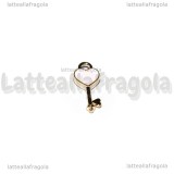 Charm Chiave in metallo dorato smaltato rosa 16x7mm