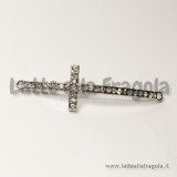 Connettore Croce in metallo argentato con strass 54x16mm