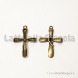 Ciondolo croce in metallo color bronzo 30x21mm