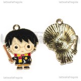 Ciondolo Harry Potter in metallo dorato smaltato 28x21mm