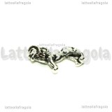 Ciondolo Leone 3D in metallo argento antico 23x16mm