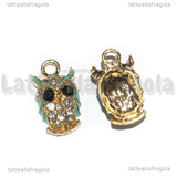 Charm Gufo in metallo dorato smaltato con strass 15x9mm