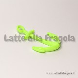 Ciondolo Ancora in metallo smaltato verde 33x25mm