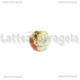 Perla in ceramica bianca con fiore rosso 12mm