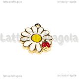 Ciondolo Margherita e Coccinella in metallo dorato smaltato 18.5x17mm