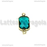 Connettore Ottagono in ottone dorato e vetro sfaccettato blu pavone 22x11mm