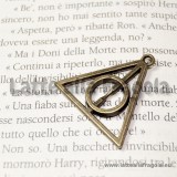 Ciondolo Doni della morte Harry Potter metallo color bronzo 32x30.5mm