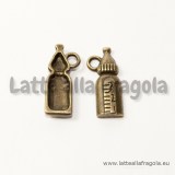 Charm biberon in metallo color bronzo 17x8mm