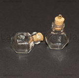 Ciondolo Bottiglietta Esagonale in vetro con tappo in sughero 30x20mm