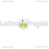 Charm Fiore Margherita in Acciaio Inox smaltato Bianco 10x7.5mm