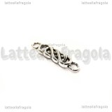 Connettore Nodo in metallo argento antico 22x6mm