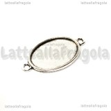 Connettore in metallo argento antico con base 25x18mm