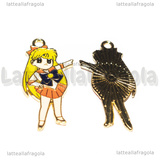 Ciondolo Venus di Sailor Moon in metallo dorato smaltato 33x16mm
