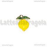Charm Limone in metallo dorato smaltato 19.5x15mm