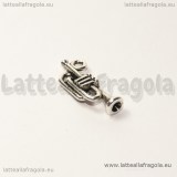 Charm 3D tromba in metallo argento antico 18x8mm