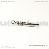 Charm cornetto portafortuna in metallo argento antico 25x4mm