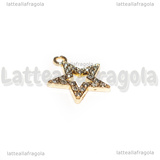 Ciondolo Stella con pavè di strass in metallo dorato 17.5x15mm