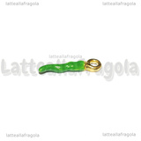 Charm Cornetto Portafortuna 3D in metallo dorato smaltato verde 20x4mm