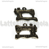 Ciondolo macchina da cucire singer in metallo argento antico 18x20mm