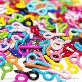 25 Ganci a vite con occhiello in metallo colori misti 10x5mm