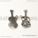 Ciondolo Chitarra in metallo argento antico 25x12mm