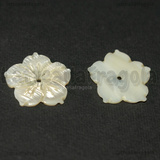 Fiore in Madreperla Bianca 24x2.5mm