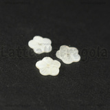 3 Fiori in Madreperla Bianca 8x1.5mm