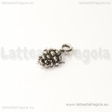 Charm Pigna 3D in metallo argento antico 14x7mm